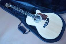 Takamine 500 Custom Wild Grain Rosewood / Solid Spruce Top・Solid Rosewood Back and Rosewood Side・Mountain Reverse Inlay・Flame Maple Binding・With CT-4 DX Pre-Amp and Auto Tuner【With Original Semi Hard Case】2024