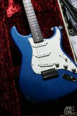 Fender Custom Shop Custom Deluxe Stratocaster Sapphire Blue Transparent 2011_2