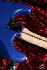 Fender Custom Shop Custom Deluxe Stratocaster Sapphire Blue Transparent 2011_8