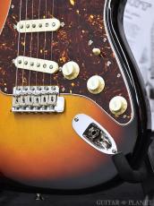 Fender 【Guitar Planet MOD!!】American Vintage II 1961 Stratocaster -3 Color Sunburst-【V2554681】_9