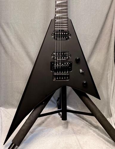 Jackson 【決算セール】 American Series Rhoads RR24 -Satin Black- 【Reverse Headstock】【3.61kg】