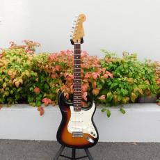 Fender ROLAND G-5 VG STRAT_2