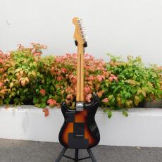 Fender ROLAND G-5 VG STRAT_4