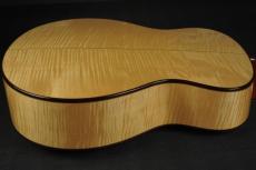 A.Kuwano Guitars（桑野亜矢喜） VL_13