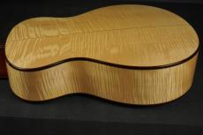 A.Kuwano Guitars（桑野亜矢喜） VL_14