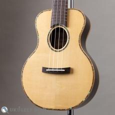 Matsui Ukulele Five-D Laughing Concert_2