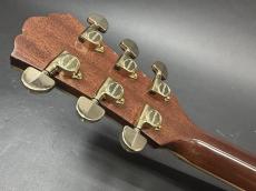 YAMAHA LA-57 Custom / Flagship Model・Head Custom Inlay・TM-30G Peg・Solid Spruce Top・Solid Jacaranda Side and Back・Maple Binding・Abalone Rosette・Ebony Fingerboard  【With Original Hard Case】 1984年製_10