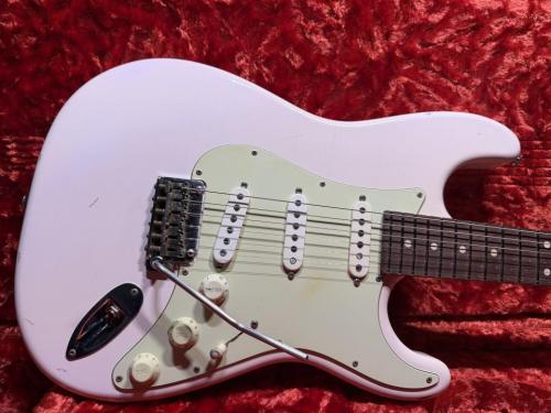 Suhr Classic Antique Shell Pink / Aged by Master Builder J. W. Black