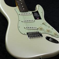 Fender 【限定カラー】Limited Edition American Professional Classic Stratocaster Olympic Pearl_2