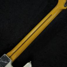 Fender 【限定カラー】Limited Edition American Professional Classic Stratocaster Olympic Pearl_9