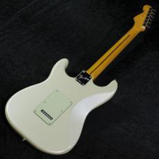 Fender 【限定カラー】Limited Edition American Professional Classic Stratocaster Olympic Pearl_11