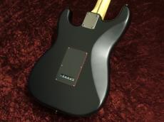 Fender Made in Japan Limited Hybrid II Stratocaster Noir RW Black_4
