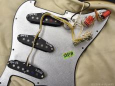 Fender Custom Shop Postmodern Stratocaster Deluxe Closet Classic -Super Faded HLE Gold-_10