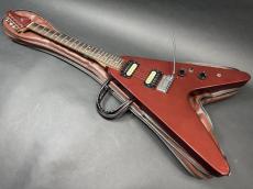 Tokai FVD-50 / Flying V・Sen or Alder Body・Original Peg・Maple Neck・Rosewood Fingerboard・PI-11BZ Original Pickup・SS-CII Tremolo Arm・Super bolt-on neck・Metallic Red Color【With Original Soft Case】1983年製