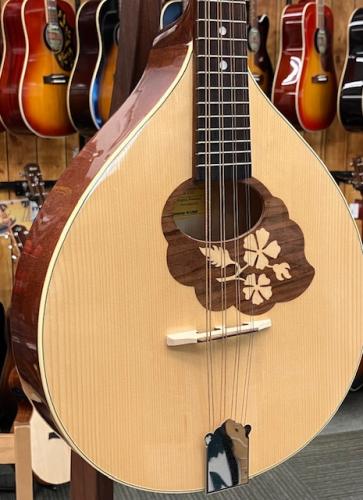 HORA Mandola M1088