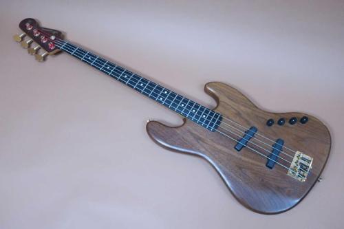 Moon J-J WAL-B-ACT / Gold Hardware・Walnut oil wax finish・Neck Maple on Ebony・Bartolini 9V HC Pickup・Controls Front Vo Rear Vo・Bartolini TBT Bass and Treble EQ【With Original Soft Case】1990年代製