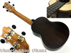 Akira Niihori Ukulele [Daizu] スモールコンサート サイドホール #06008 ジャーマンスプルース/インディアンローズウッド(裏1P)_2