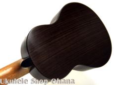 Akira Niihori Ukulele [Daizu] スモールコンサート サイドホール #06008 ジャーマンスプルース/インディアンローズウッド(裏1P)_7