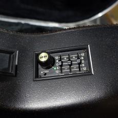 Ovation 1587-8_11