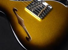 G&L Limited Run Fullerton Deluxe ASAT Classic Thinline 2-Tone Goldburst_11