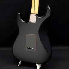 Fender Made in Japan Limited Hybrid II Stratocaster, Noir, Rosewood Fingerboard, Black_5