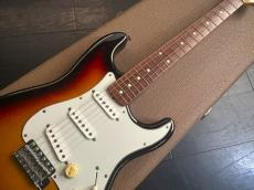 Fender Custom Shop Custom　60'S  Stratocaster バーズアイメイプルネック　マスターグレード期_3
