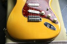 Fender Custom Shop Master Grade   Stratocaster　Relic Blonde  _3