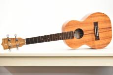 Kamaka 【クロサワ横浜店】【2008年製 中古】HF-3 【良杢ハワイアンコア単板/グロス仕上げ/ギアペグ】_10