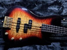 Valley Arts Custom Pro USA Bass / Sunburst　