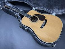 Martin D-28 Brazilian 1955年製 / Solid Spruce Top・Solid Brazilian Rosewood Side and Back・Original Waffle Back peg・Ivoroid Multi Binding・Ebony Fingerboard and Bridge Long Saddle・Tortoise Color Pick guard