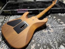 Charvel USA Guthrie Govan Signature HSH Flame Maple_6