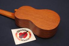Mahalo Nato Wood Soprano Brown with Gear Tuners _3