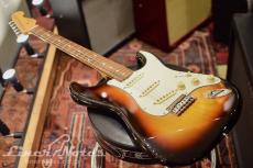 Fender Japan 2014 ST62-TX (3Tone Sunburst)_3