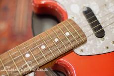 Fender Japan 2010-2012 MG69/MH Mustang (Candy Apple Red)_6