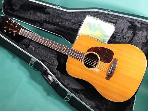 Martin D-18