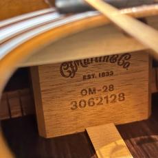Martin 【試奏動画あり】OM-28 Standard Ambertone #3062128【深みのある色合いと明瞭な響き】【当店限定特典付き】【送料当社負担】【池袋店在庫品】_17