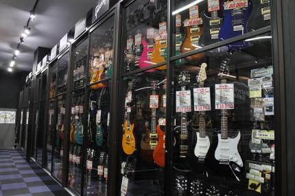ロッキン 岐阜店 イオンモール各務原店_4