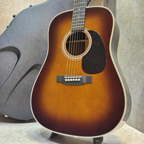 Martin 【試奏動画あり】D-28 Standard Ambertone #3058367【味わい深い色合いと厚い鳴り】【当店限定特典付き】【送料当社負担】【池袋店在庫品】
