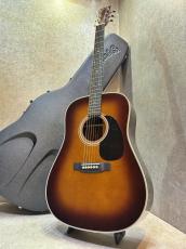 Martin 【試奏動画あり】D-28 Standard Ambertone #3058367【味わい深い色合いと厚い鳴り】【当店限定特典付き】【送料当社負担】【池袋店在庫品】_2
