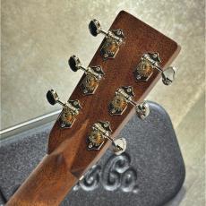 Martin 【試奏動画あり】D-28 Standard Ambertone #3058367【味わい深い色合いと厚い鳴り】【当店限定特典付き】【送料当社負担】【池袋店在庫品】_8