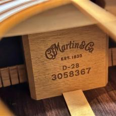 Martin 【試奏動画あり】D-28 Standard Ambertone #3058367【味わい深い色合いと厚い鳴り】【当店限定特典付き】【送料当社負担】【池袋店在庫品】_17