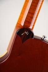 Marchione Guitars Semi Hollow 59 Burst Deluxe Miki 200th Anniversary / Master Grade Swiss Maple top Amber Burst_6