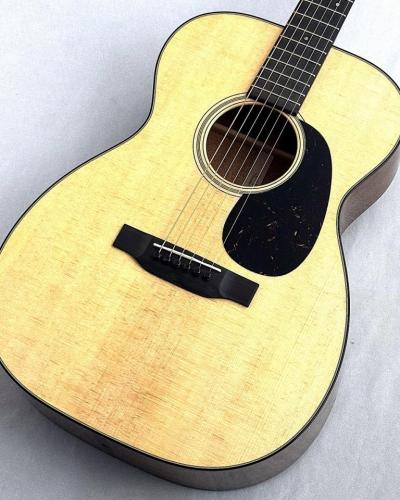 Martin 【扱いやすくバランスの取れたトーン】 00-18 Standard #3038291 【48回無金利】