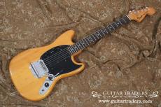 Fender 1977 Mustang