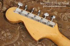 Fender 1977 Mustang_5