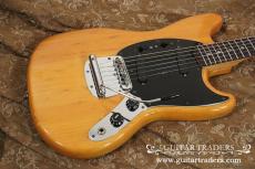 Fender 1977 Mustang_10