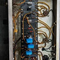 Fender Princeton Amp (Brown Panel)_9