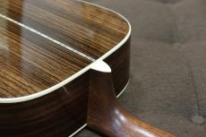 Martin D-28 Standard / Amber Tone_10