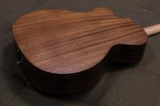 Martin OOOC-10E Special All Sapele_4