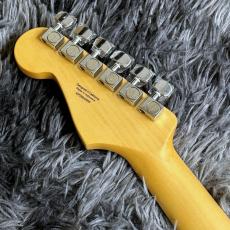 Fender Standard Stratocaster, Laurel Fingerboard, White Pickguard, 3-Color Sunburst 【特価】_7